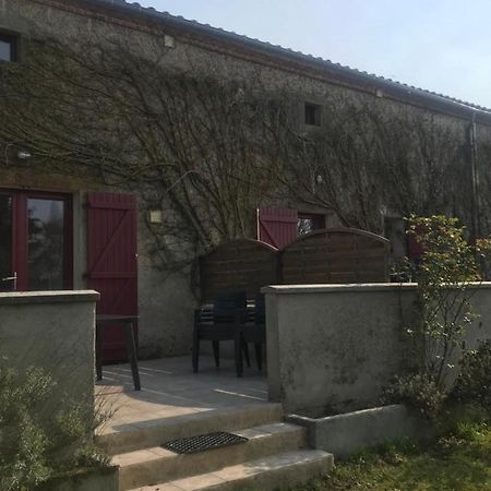 Gites De La Bonaudrie Combrand Exteriör bild